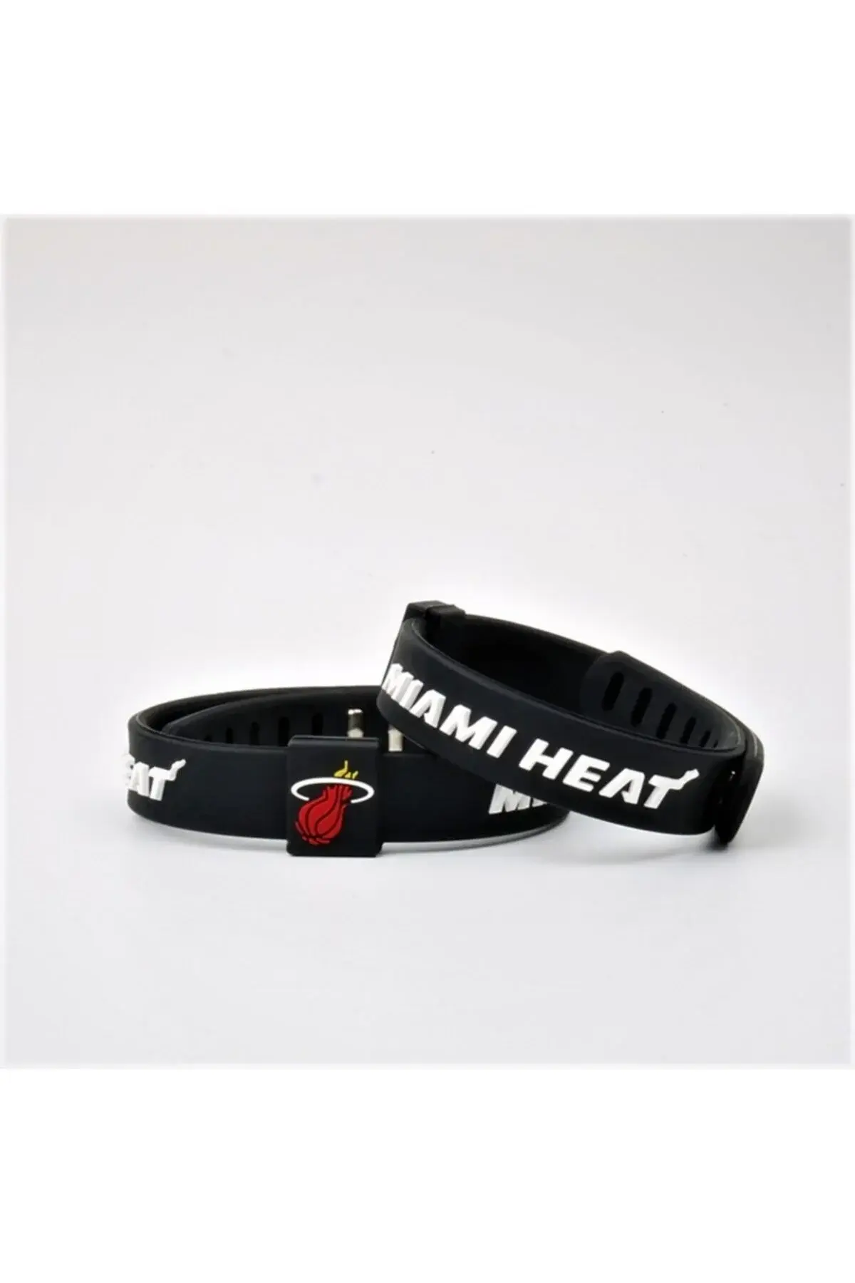 Miami Heat црна прилагодлива кошаркарска нараквица