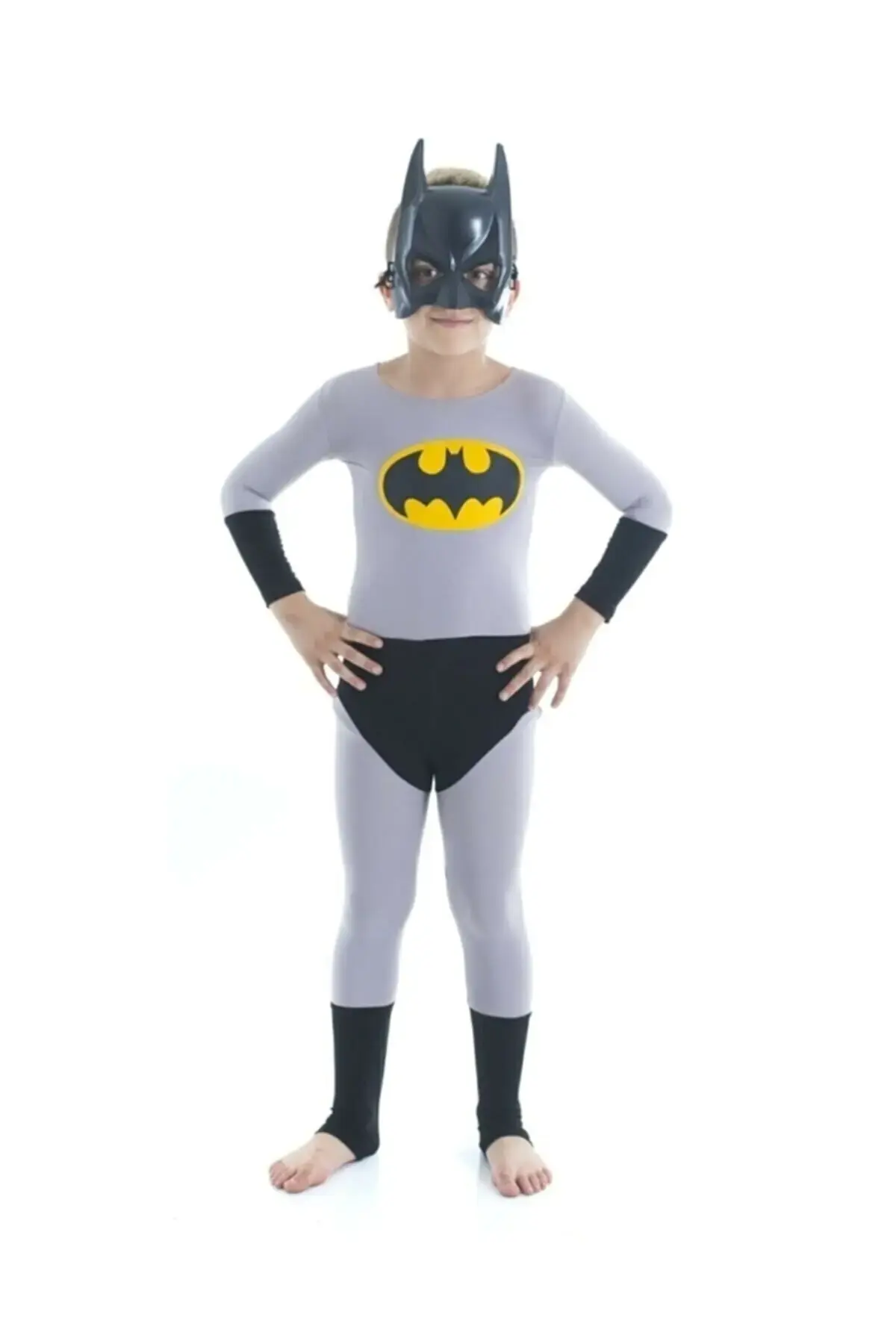 Костум на Man со наметка - костум на Man - костум на Dark Knight - маска вклучена 6-7 години