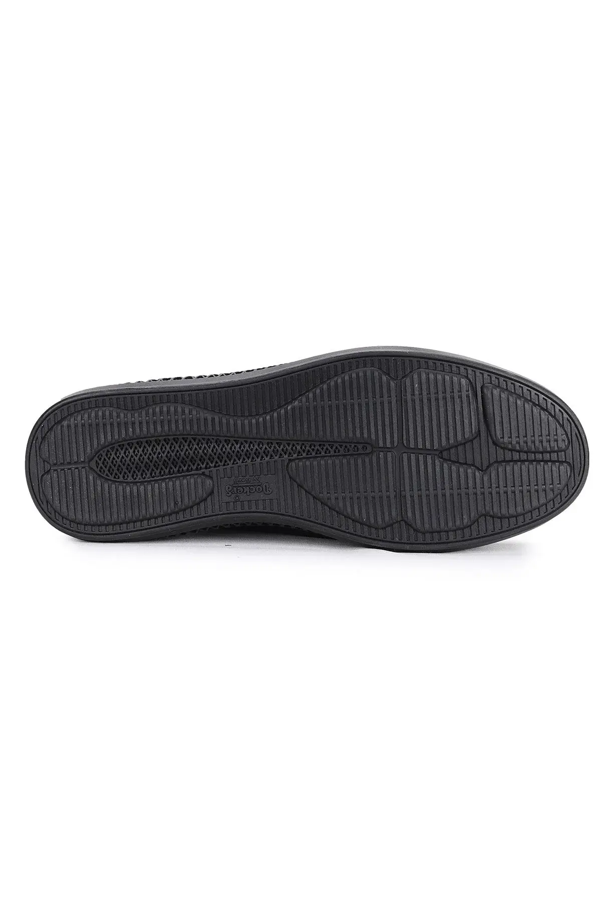 Dockers 227225 машки секојдневни чевли од вистинска кожа