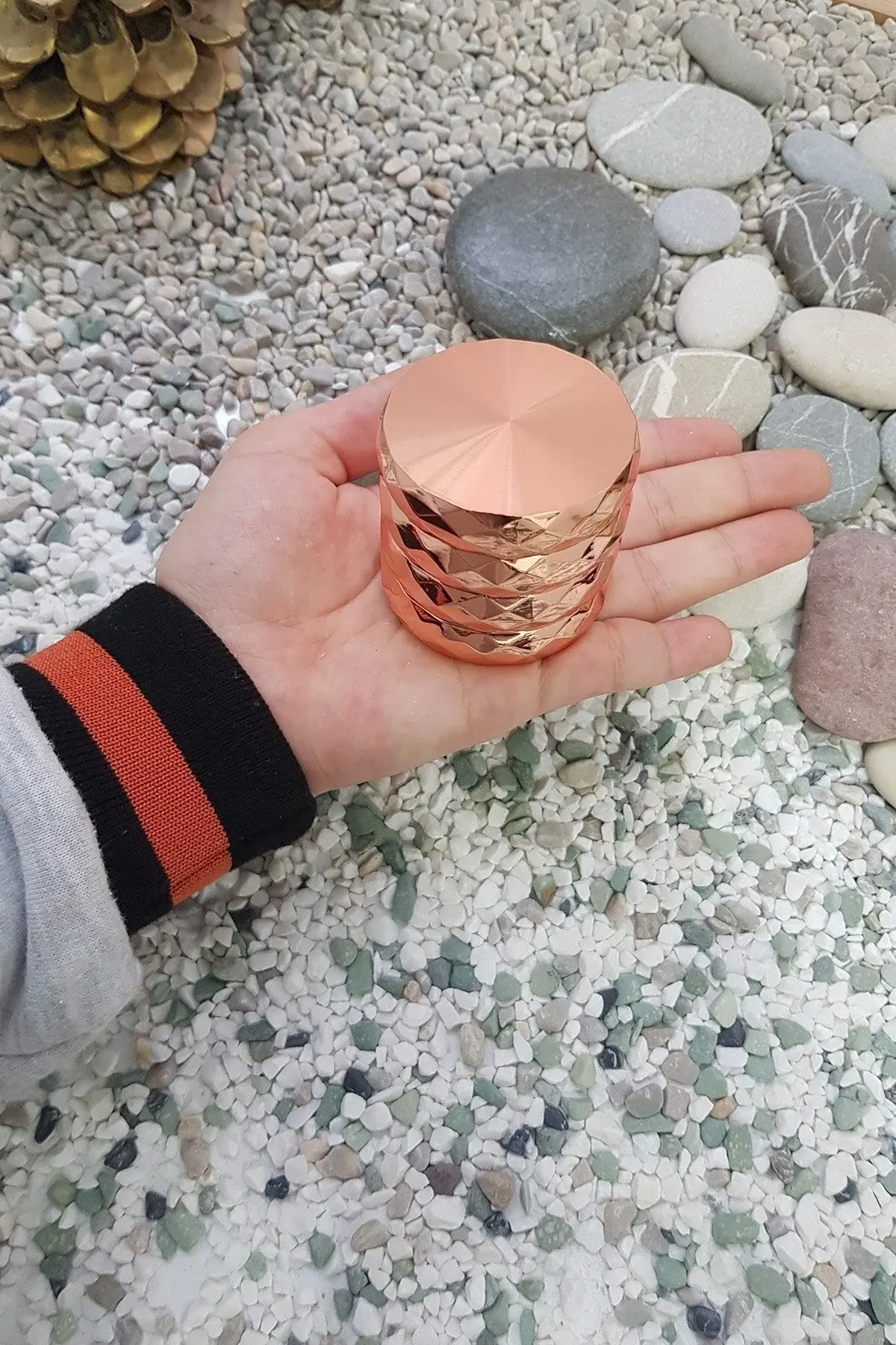 Rose 56 mm. мелница за тутун, зачини и билки Rb81rs