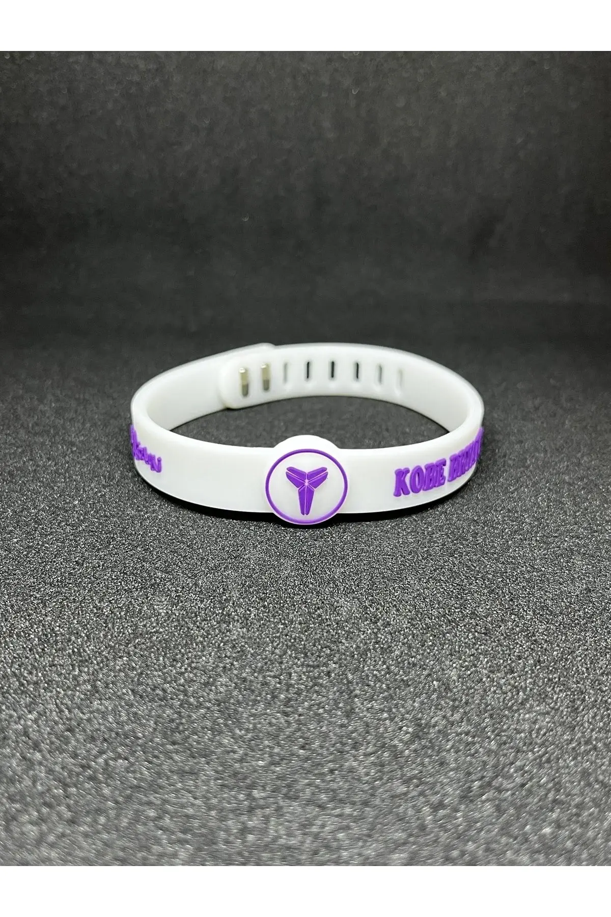 Kobe Bryant White Mamba Edition прилагодлива кошаркарска нараквица