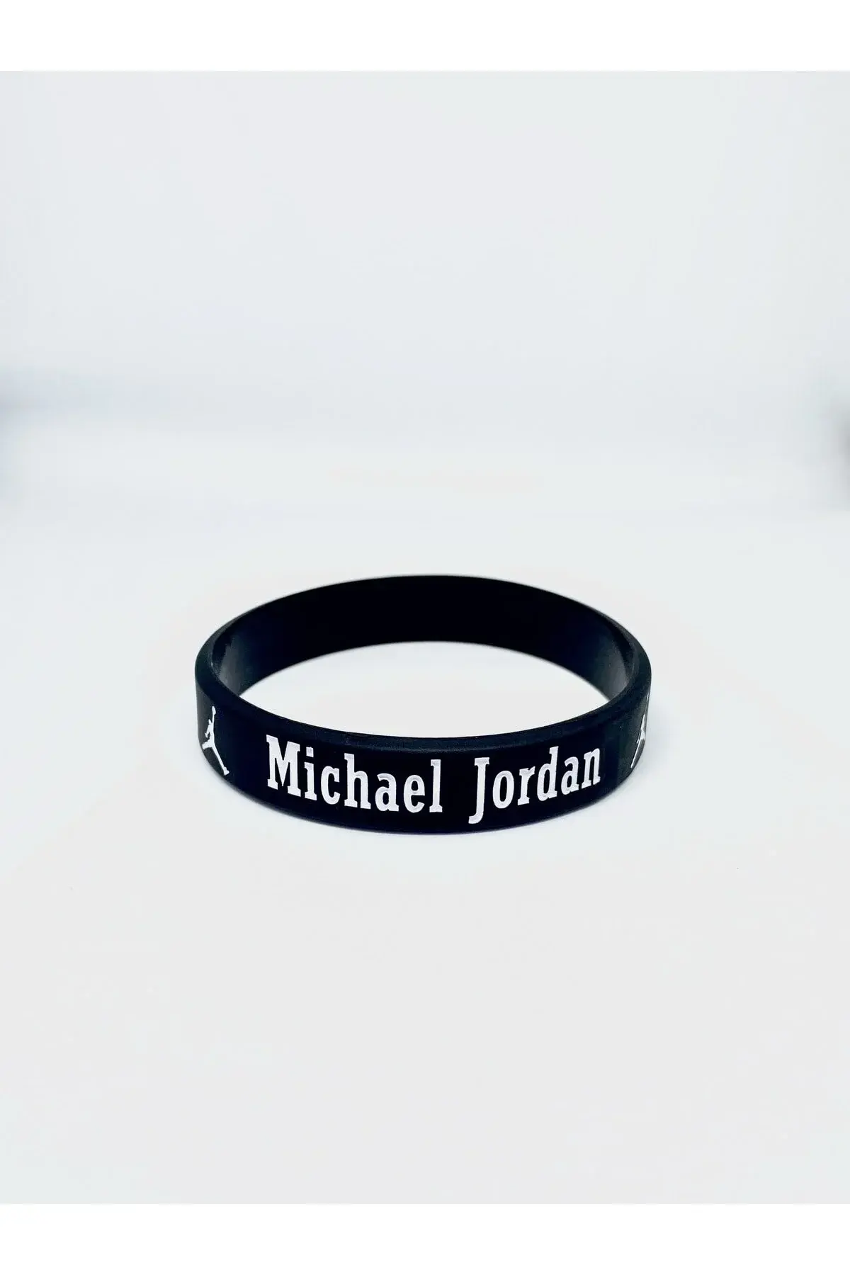 Michael Jordan црна Jumpman кошаркарска NBA нараквица