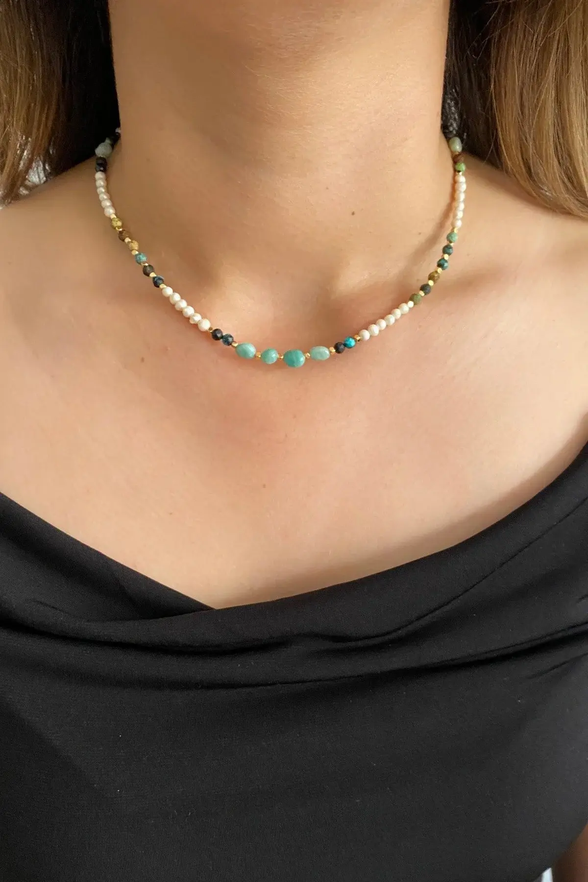 Prehnite Chrysocolla и Aquamarine ѓердан од природни камења и Majorica бисери рачна изработка