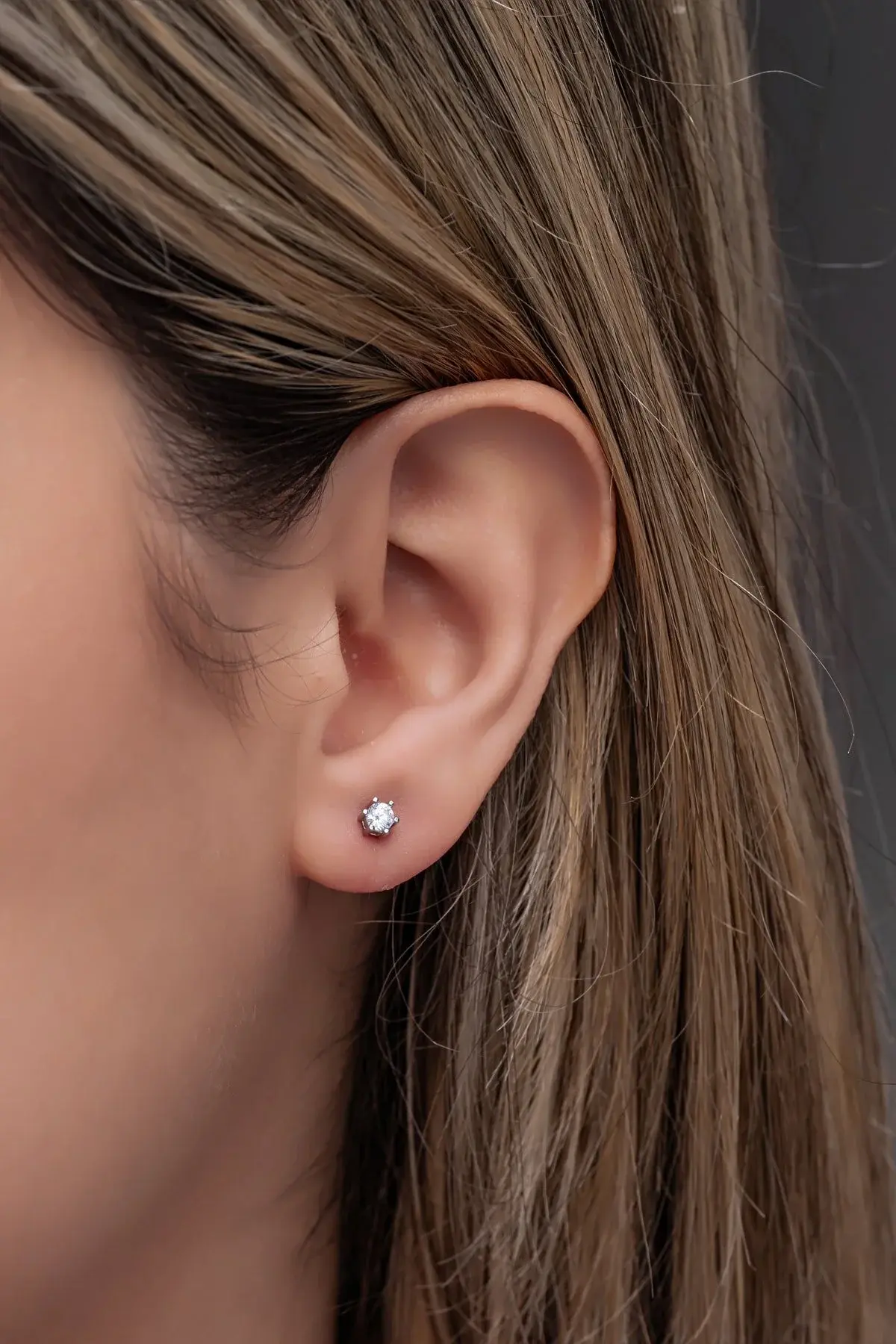 Обетки со еден камен 3 mm, 6 краци, сребро 925